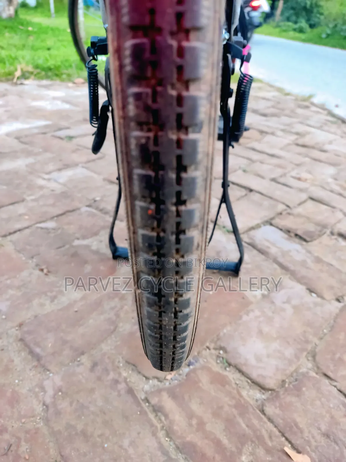 Phoenix 28" Bicycle | New Front Basket & Mudguard | Fully Serviced