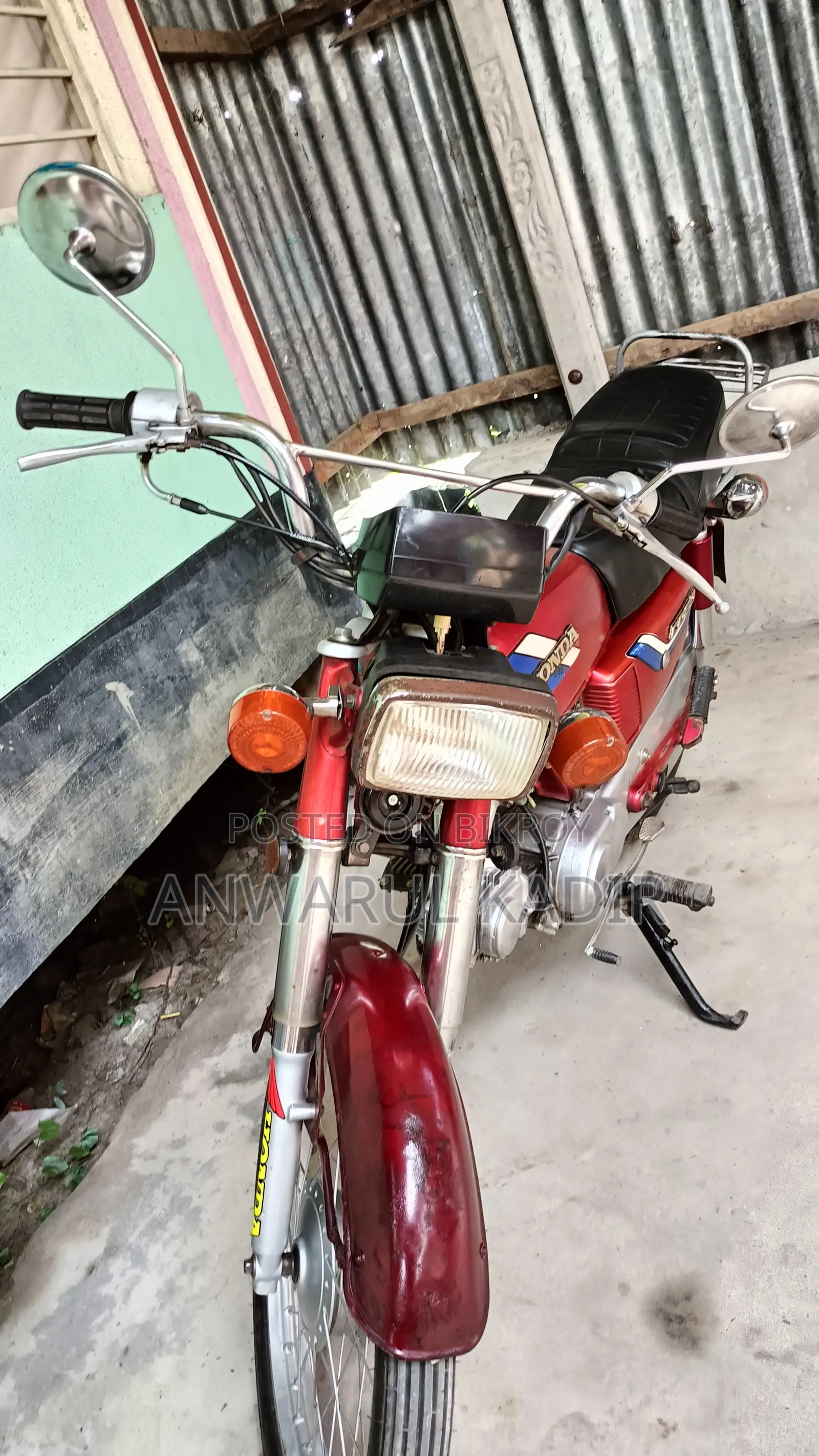 Honda 1998 Red