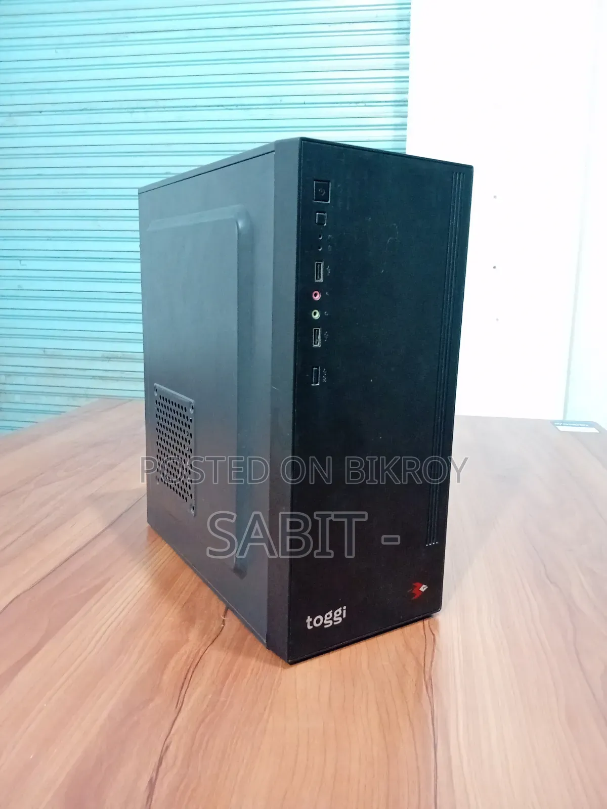Desktop Computer 8GB Intel Core I5 SSD 128GB