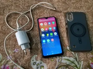 Samsung A10 32 GB Black