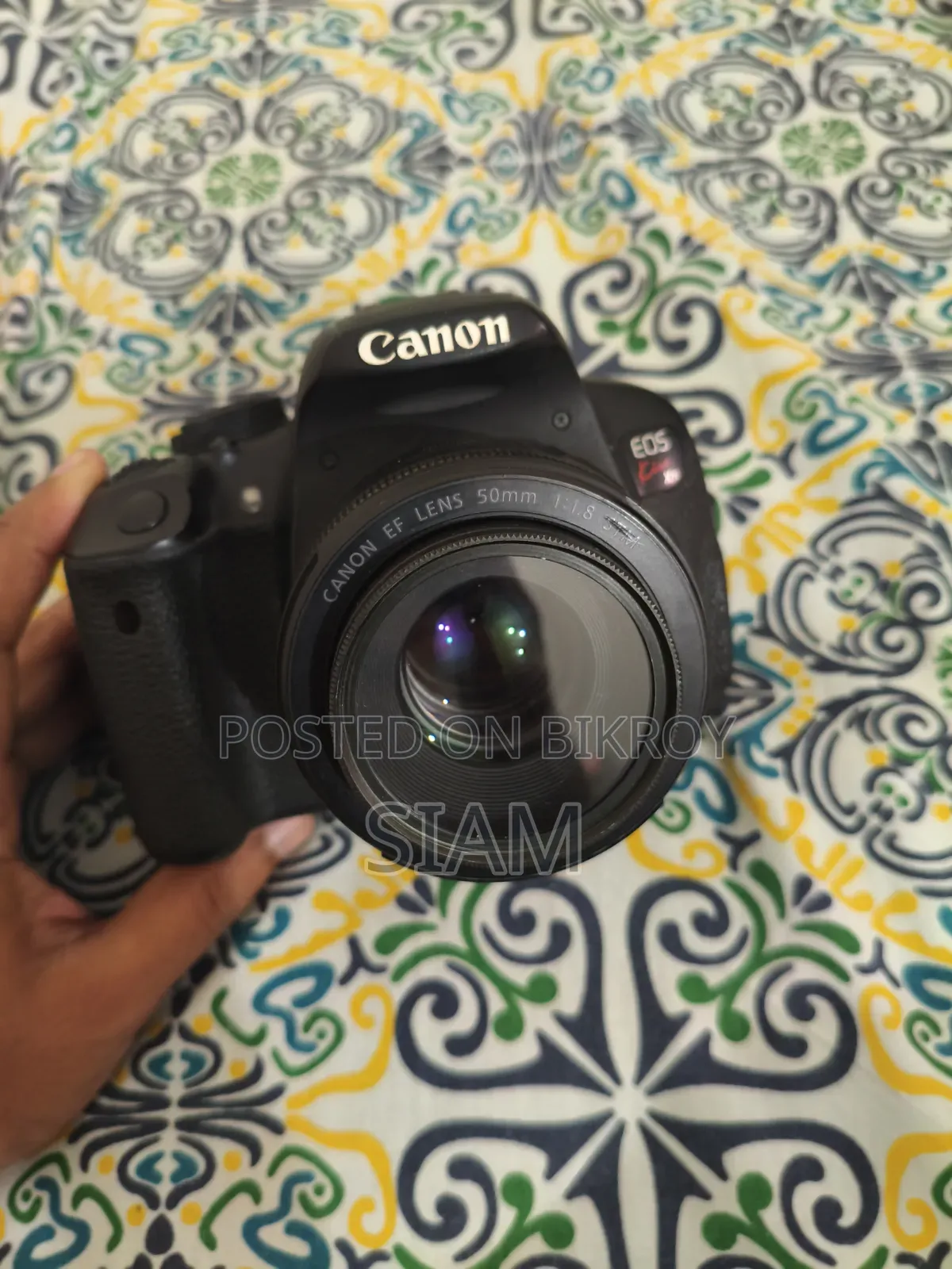 Canon Kiss I7 (Japanese) DSLR Camera