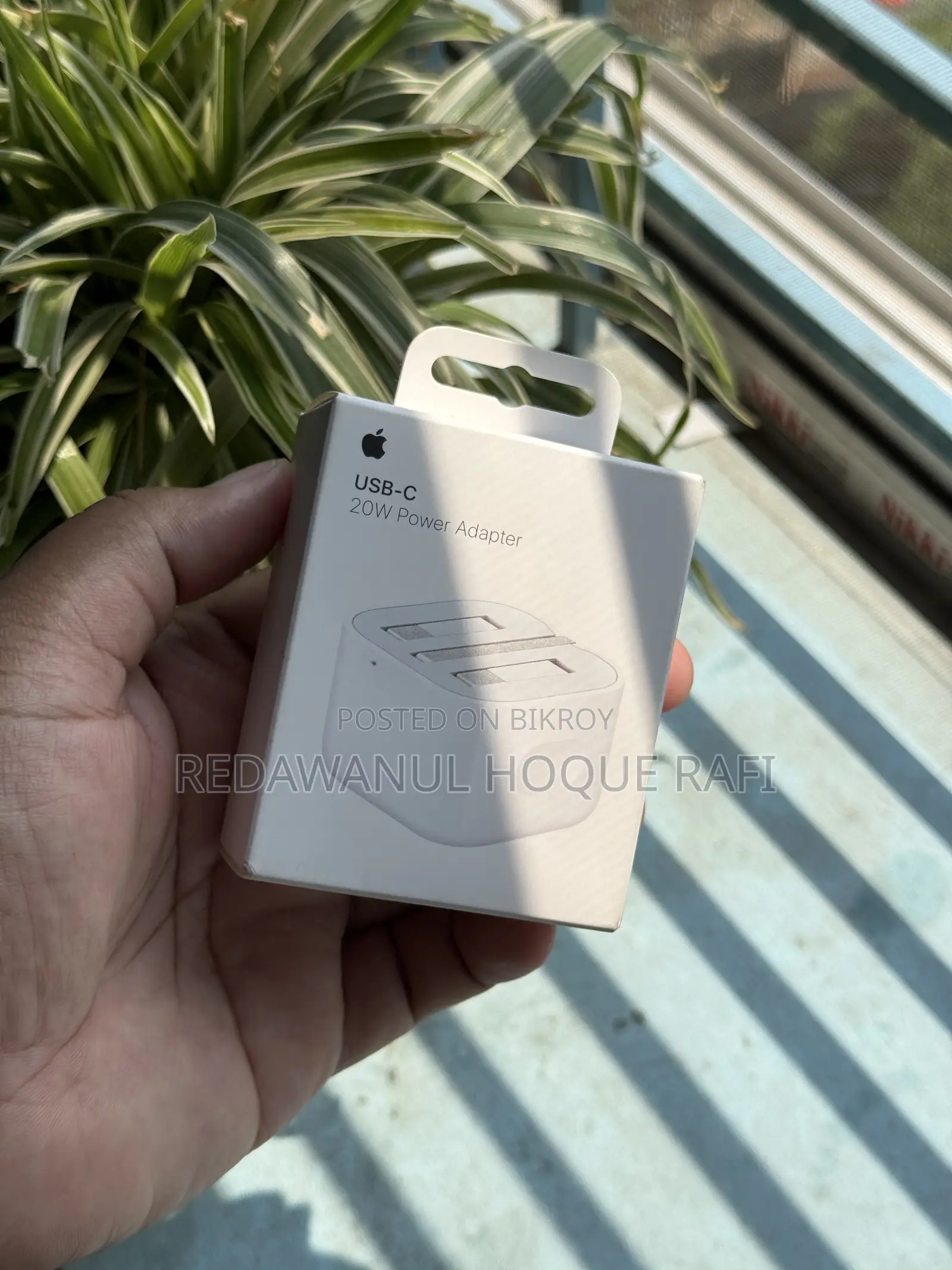 Original Apple USB-C 20W Adapter