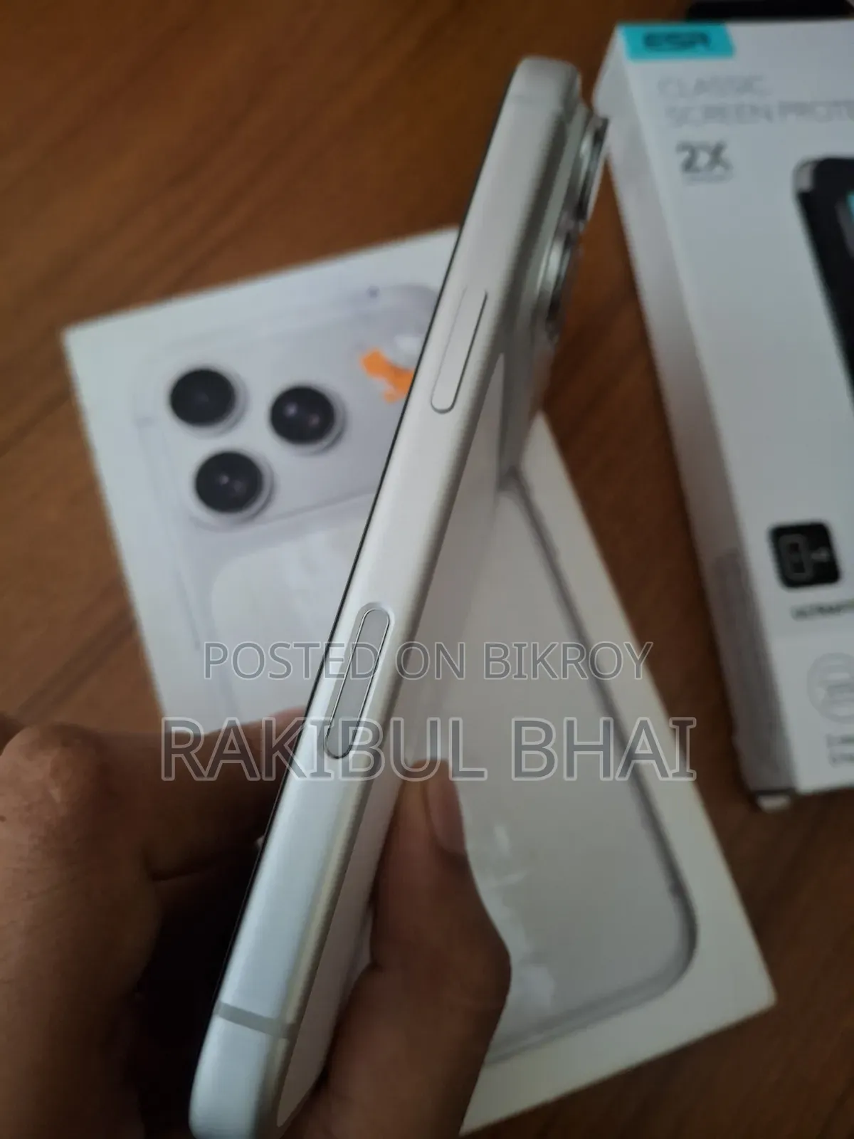 অ্যাপল আইফোন ১৭ প্রো ২৫৬ জিবি সিলভার