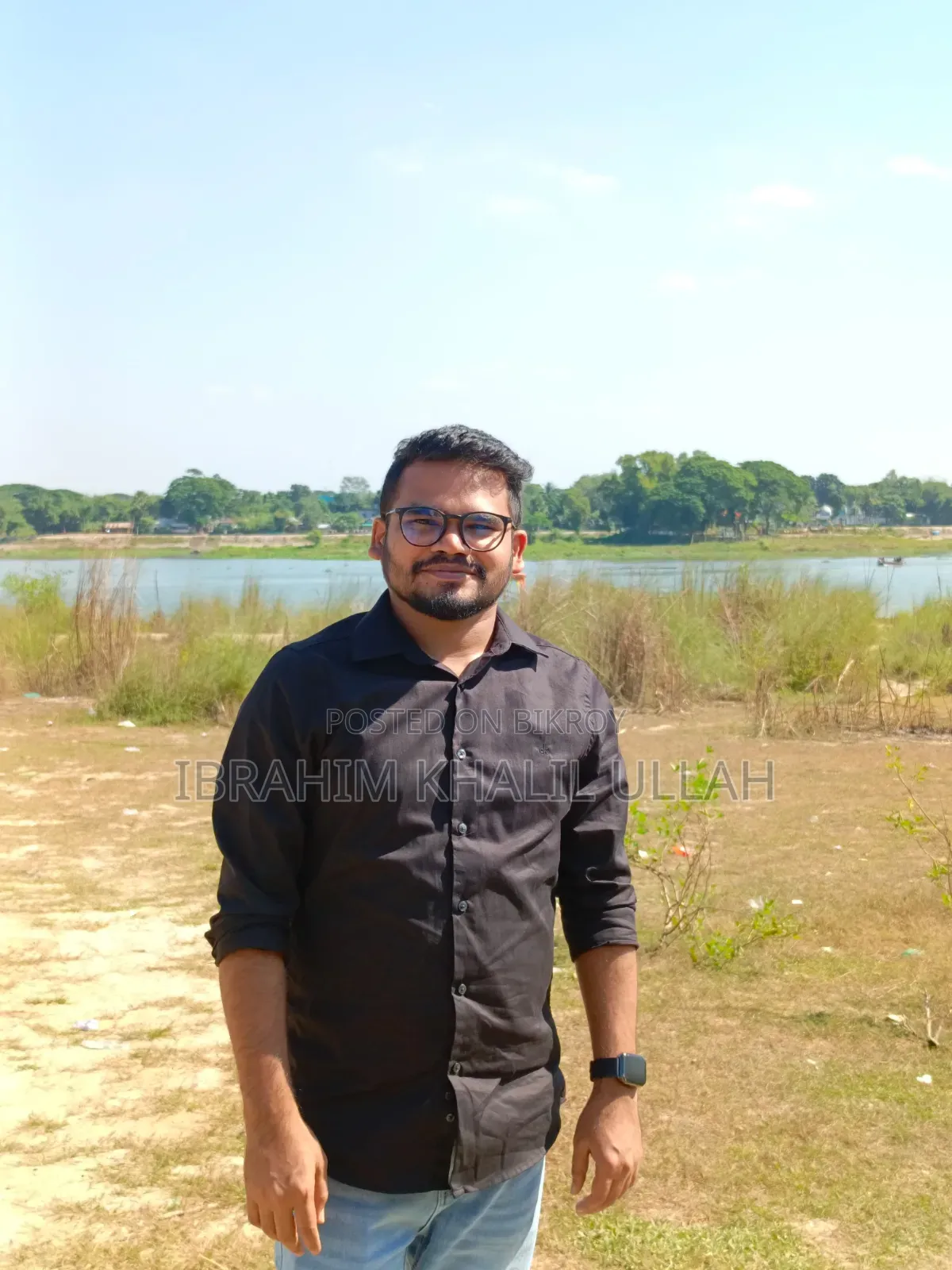 চাকরী প্রয়োজন।