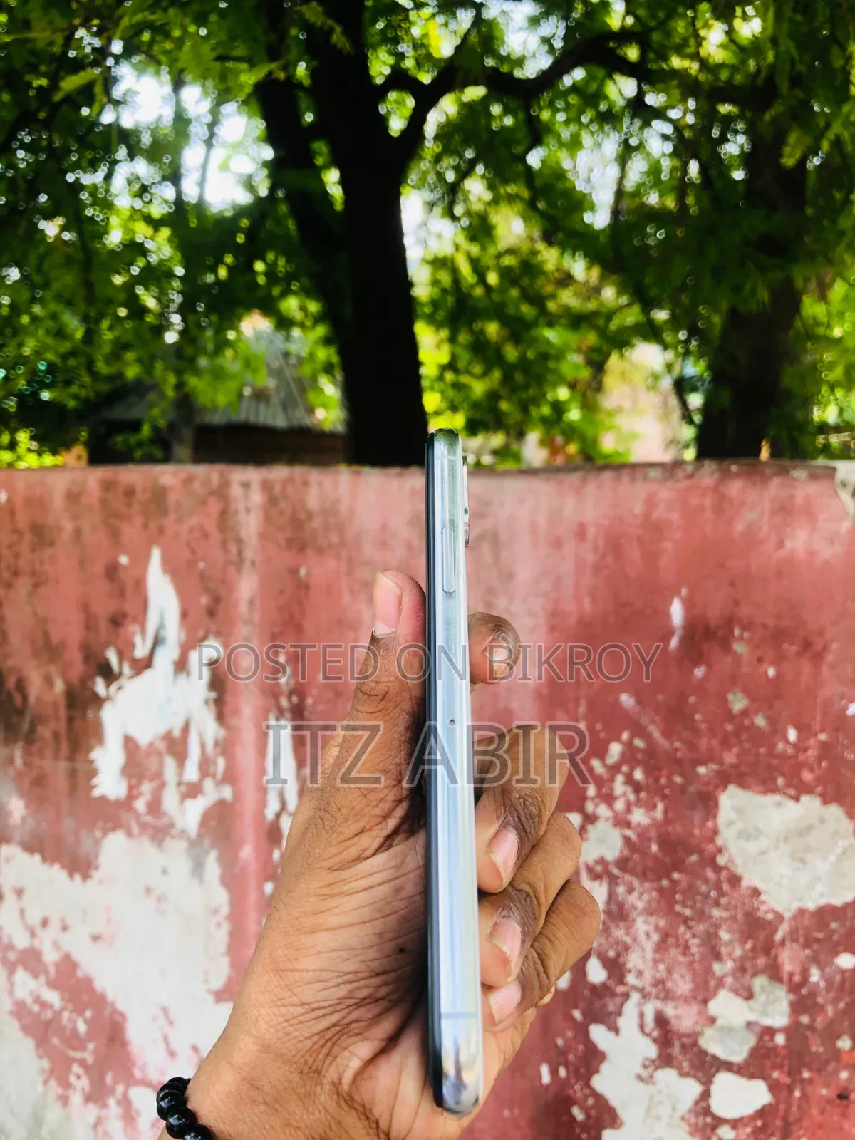অ্যাপল আইফোন এক্স ৬৪ জিবি সাদা
