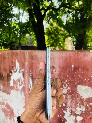 অ্যাপল আইফোন এক্স ৬৪ জিবি সাদা