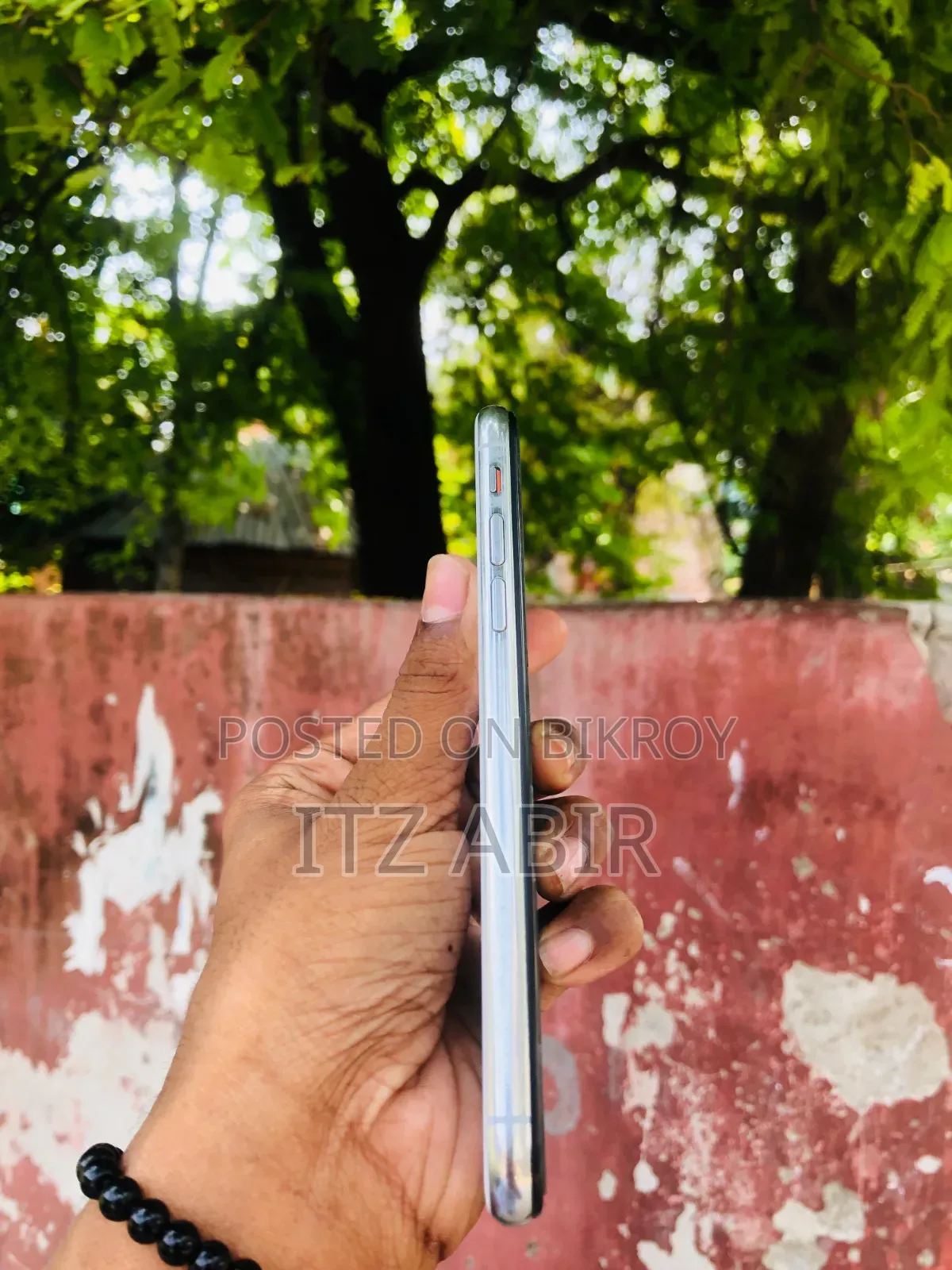 অ্যাপল আইফোন এক্স ৬৪ জিবি সাদা