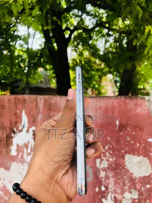 অ্যাপল আইফোন এক্স ৬৪ জিবি সাদা