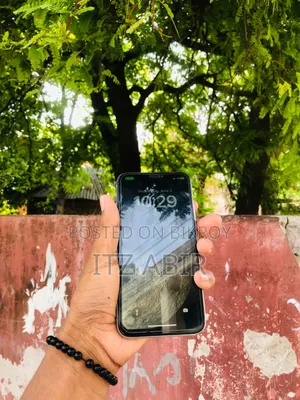অ্যাপল আইফোন এক্স ৬৪ জিবি সাদা
