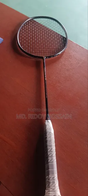 ব্যাট ব্যাডমিন্টন