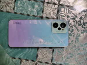 Symphony INOVA 16 GB