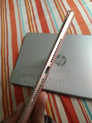 Apple iPad Pro 9.7 (2016) 8 GB Silver
