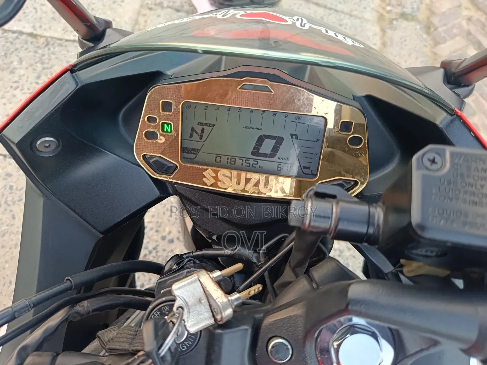 Suzuki Gixxer SF 2023 Silver