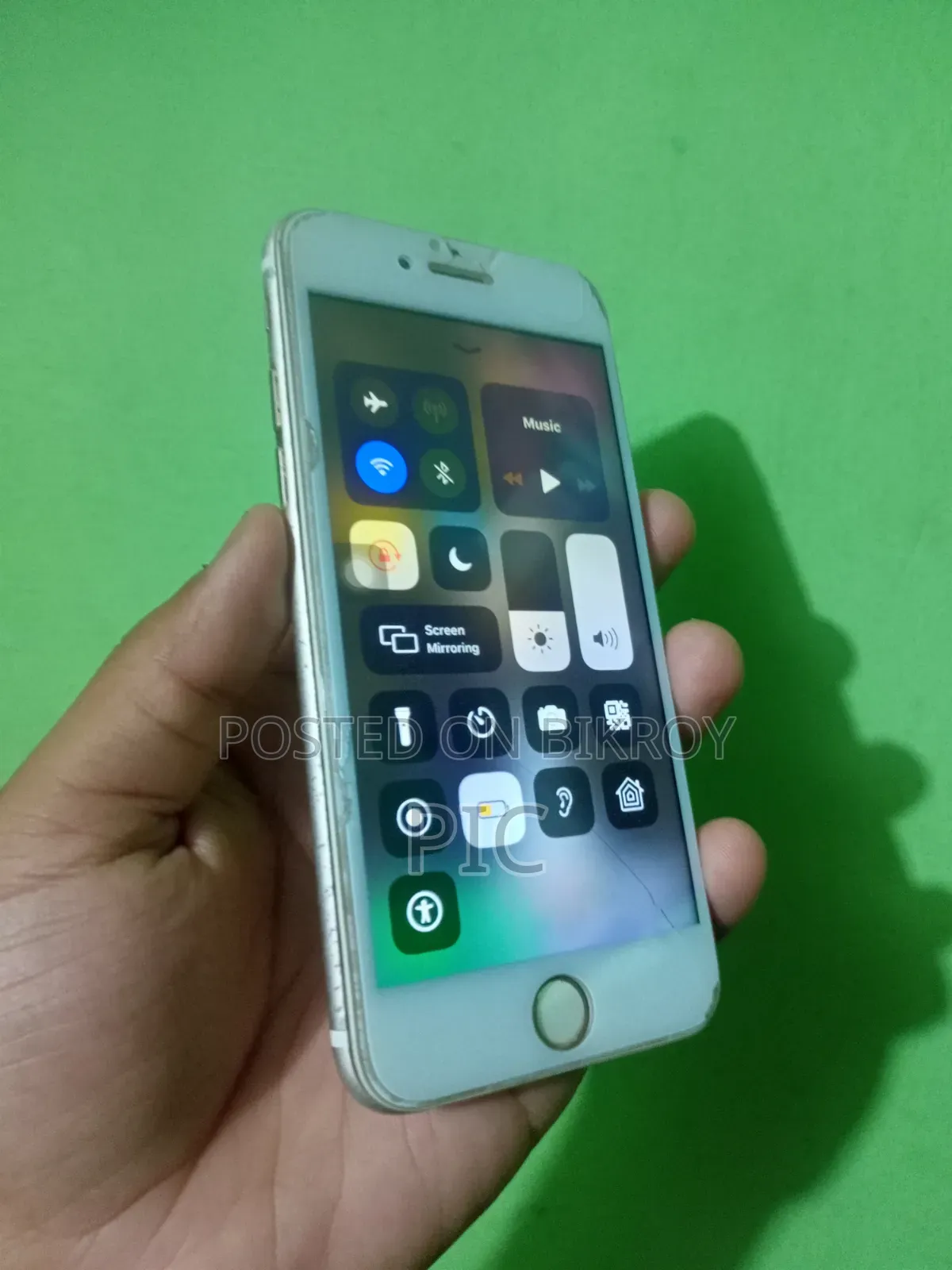 Apple iPhone 6 16 GB Gold