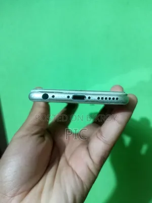 Apple iPhone 6 16 GB Gold