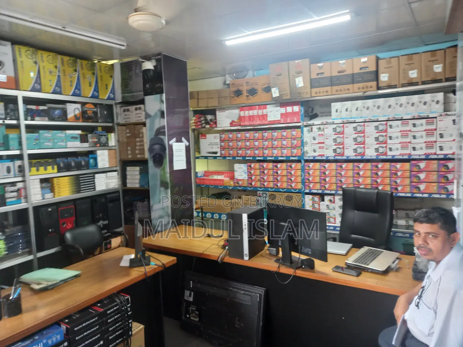 Shop Sale in Zindabazar