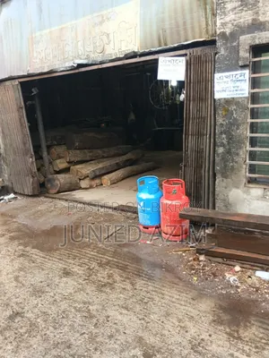 দোকান, মিল, কারখানা বা গডাউনের জন্য উপযুক্ত।