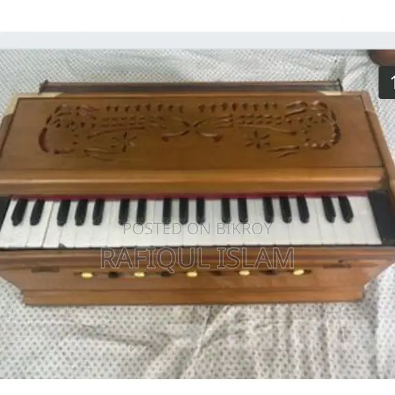 A harmonium will be sold.