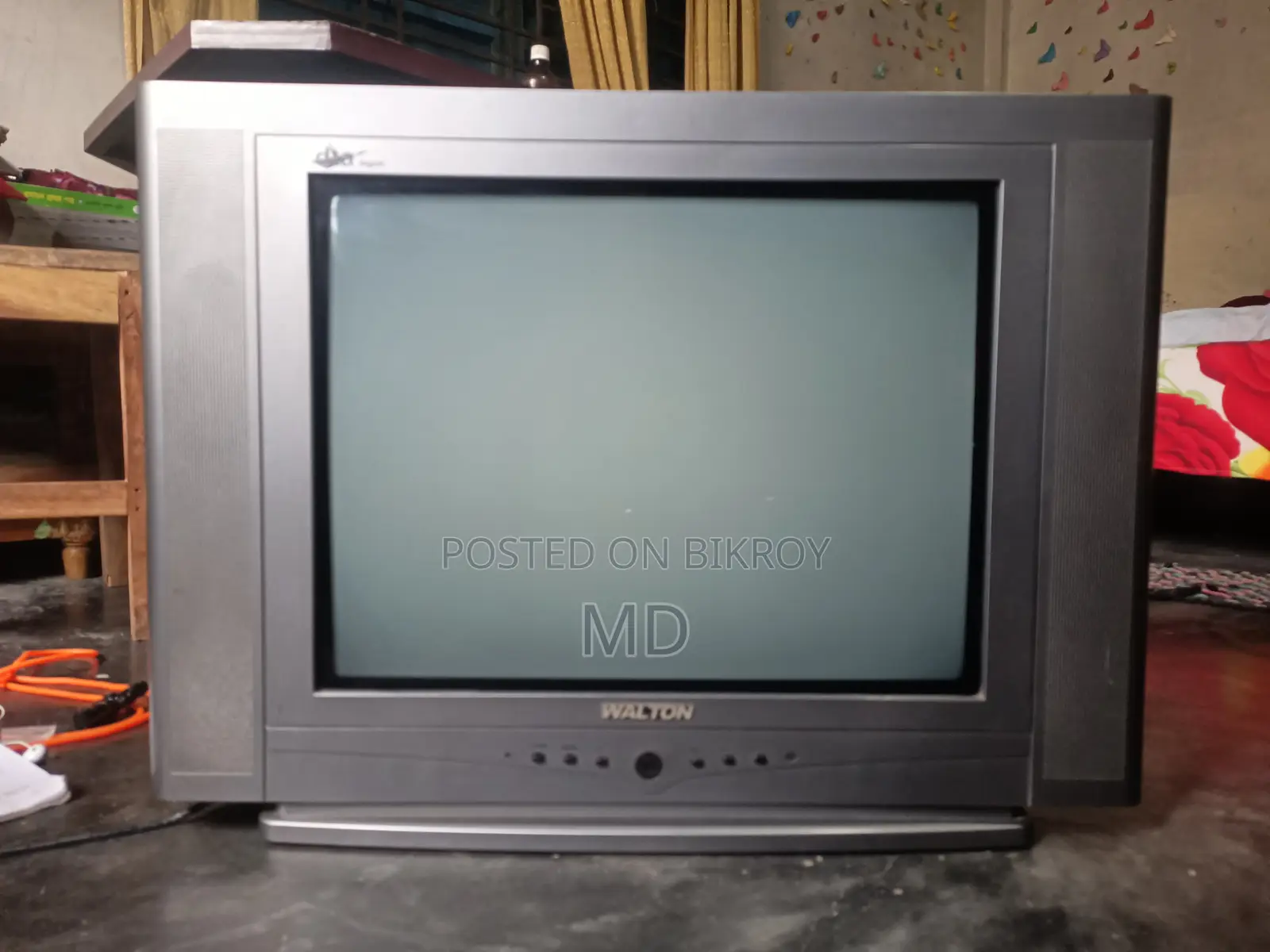 Walton TV, Walton 21" Color TV (WPF21T2)