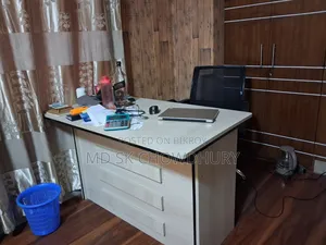 Office Premium Table, Executive Chair and Visitor Chair