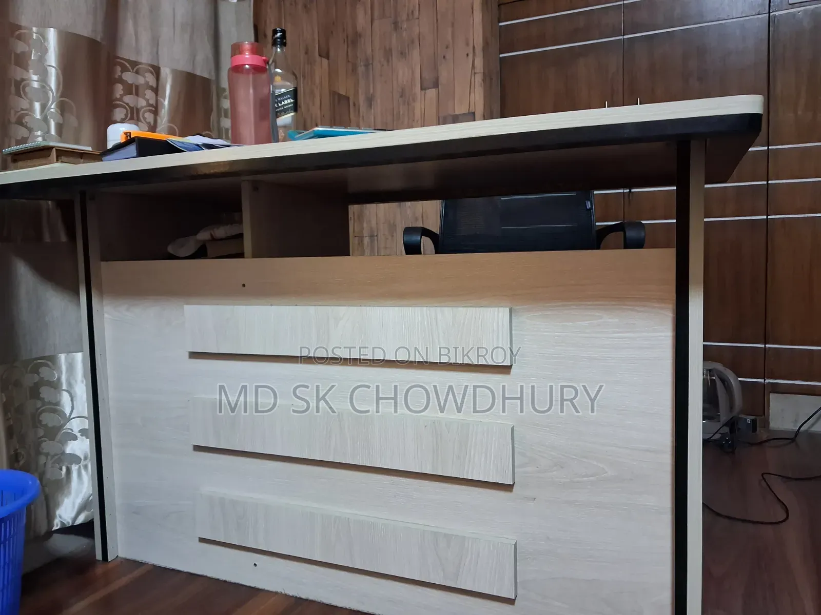 Office Premium Table, Executive Chair and Visitor Chair