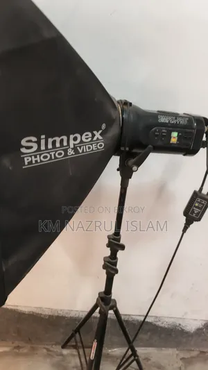 Simpex Pro Photo and Video Flashlight