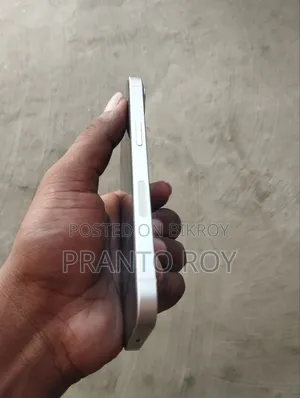 Apple iPhone 13 128 GB White