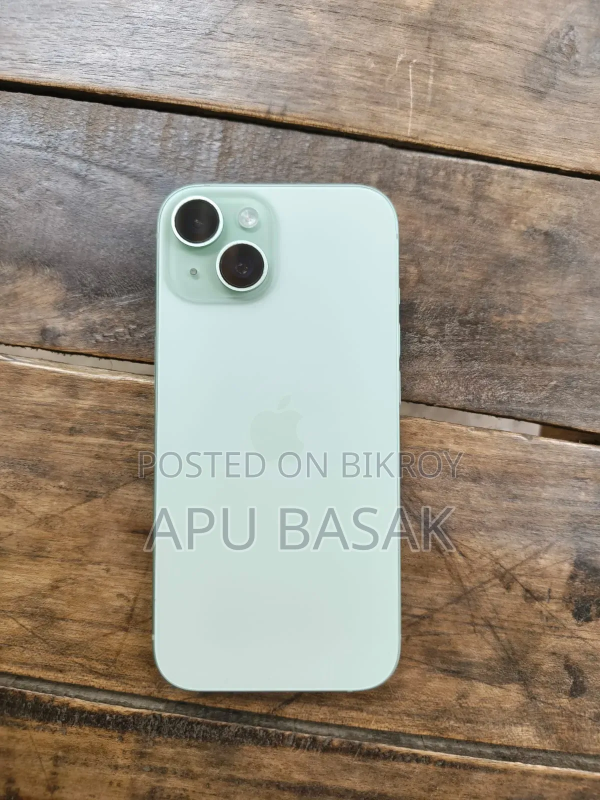 Apple iPhone 15 128 GB Green