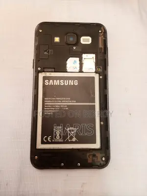Samsung Galaxy J7 16 GB Black
