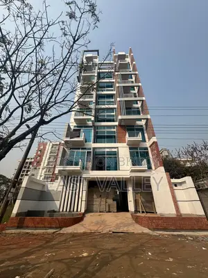 বসুন্ধরার এম এ রহিমে ৩ বেডরুমের ফার্নিশড অ্যাপার্টমেন্ট বিক্রয়ের জন্য