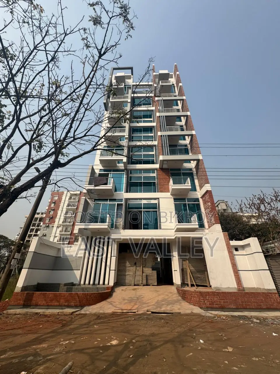 বসুন্ধরার এম এ রহিমে ৩ বেডরুমের ফার্নিশড অ্যাপার্টমেন্ট বিক্রয়ের জন্য