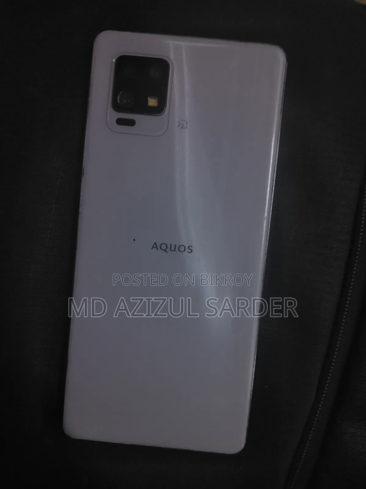 Sharp Aquos Zero6 128 GB Bronze