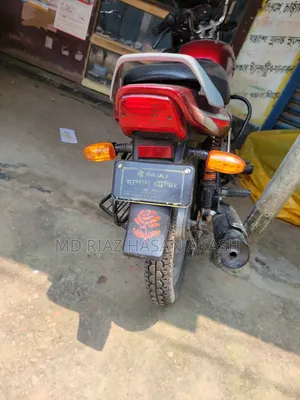Bajaj CT 100 ES 2022 Red