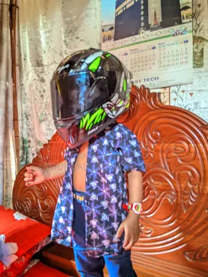 হেলমেট ভেগা