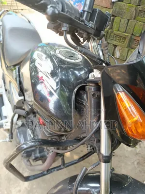 Hero Xtreme 125R 2023 Black