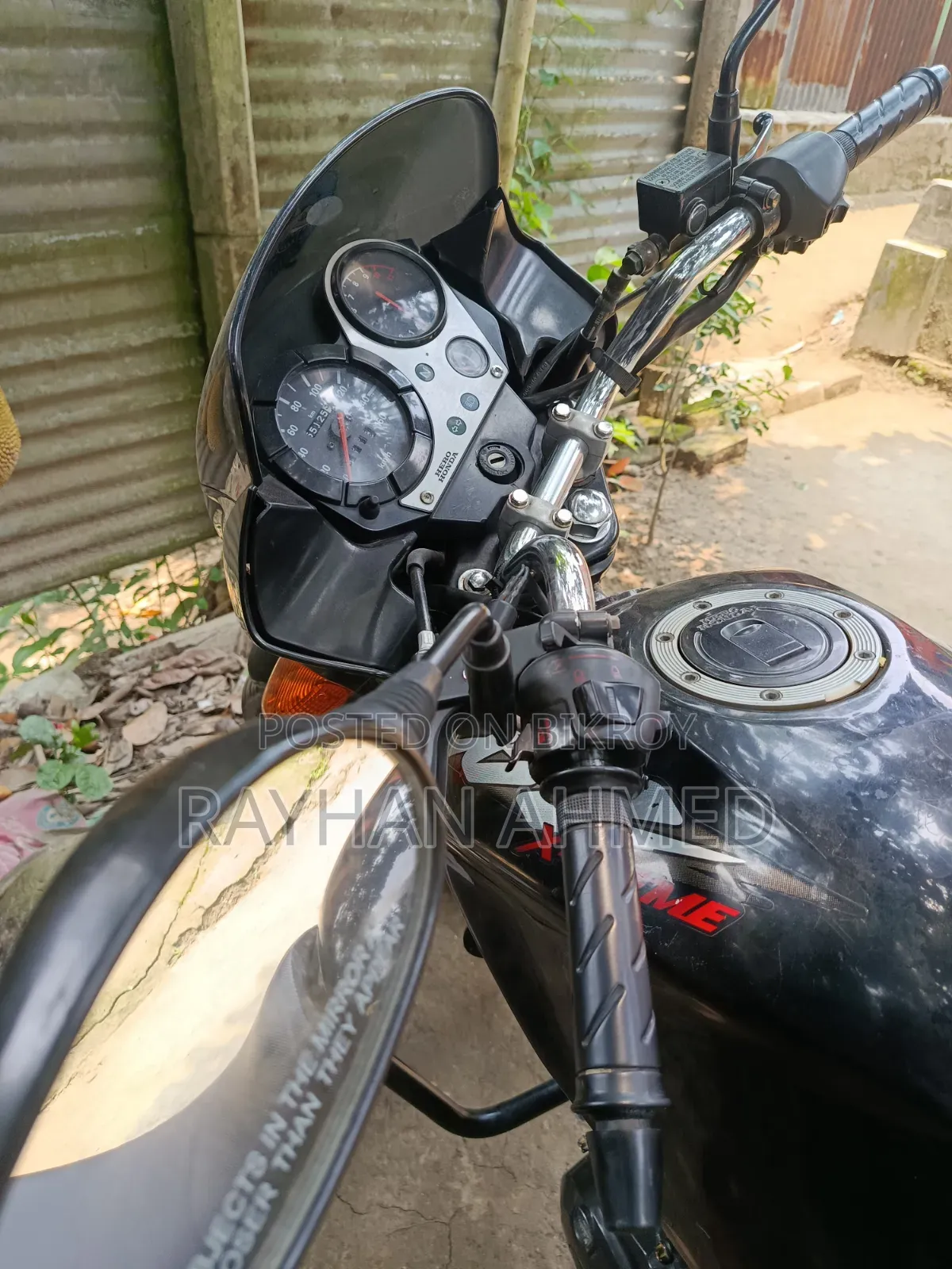 Hero Xtreme 125R 2023 Black