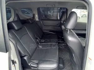 Toyota Sienta 2022 Pearl