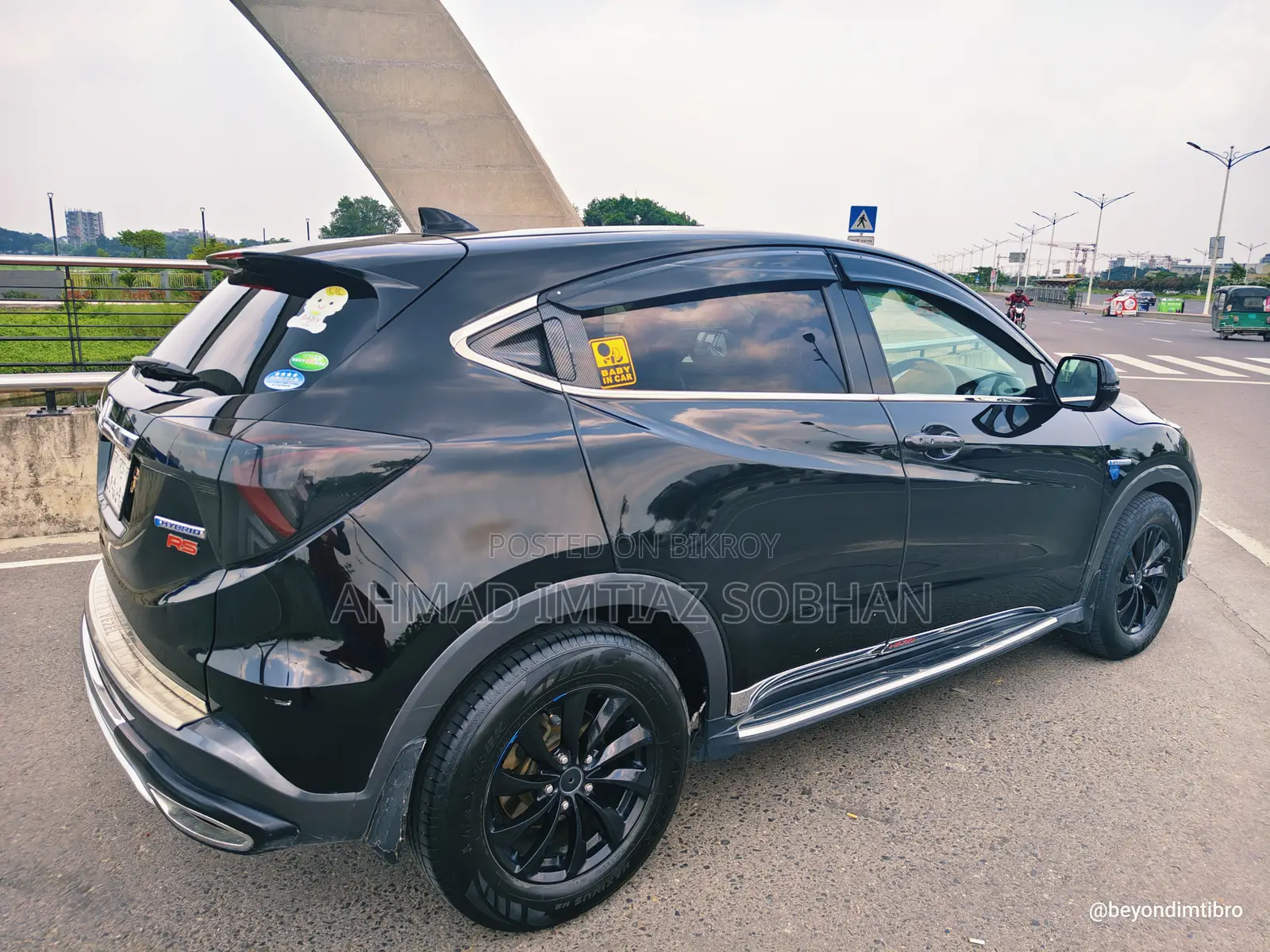 Honda Vezel 1.5 Hybrid 2WD 2014 Black