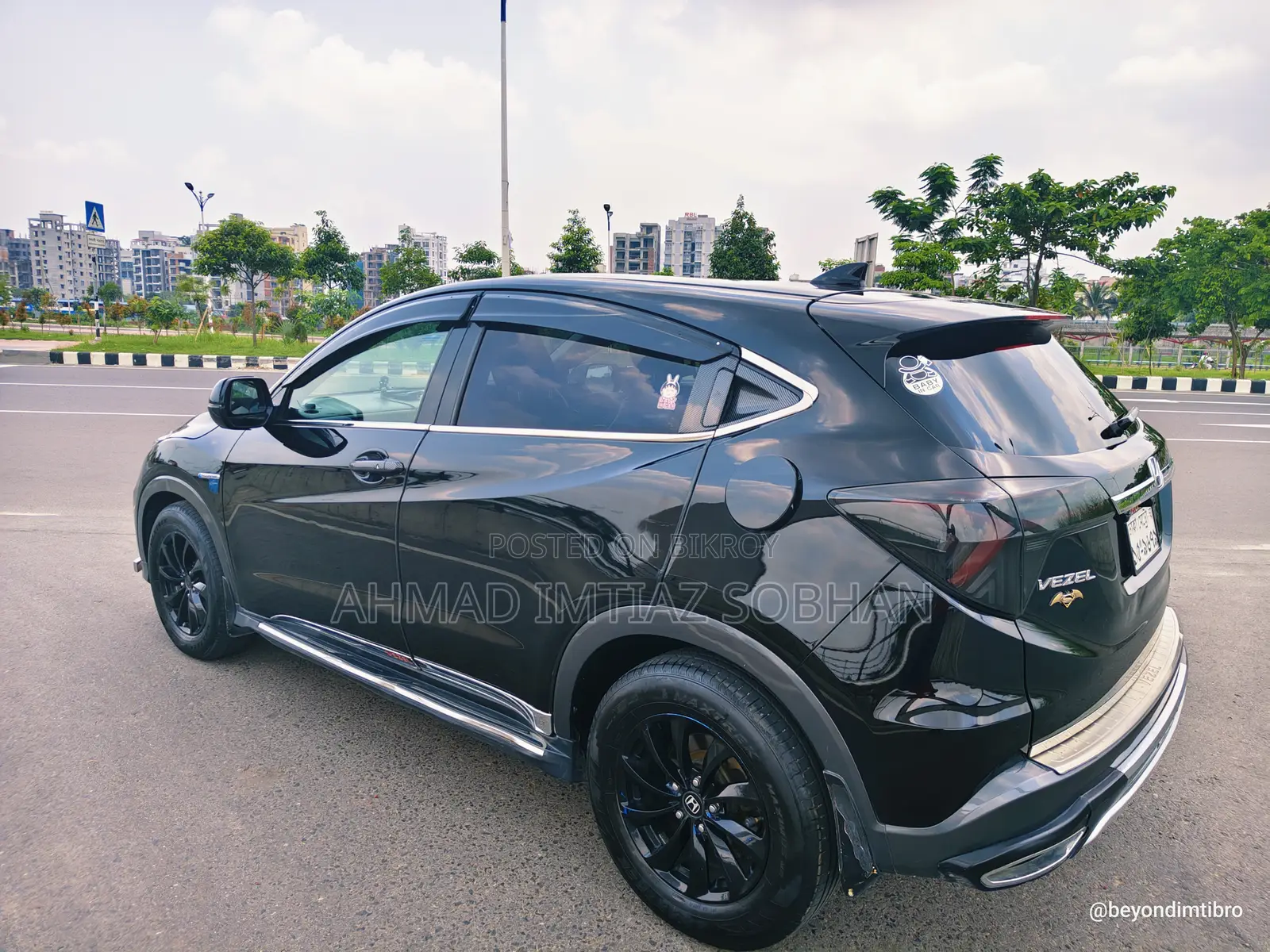 Honda Vezel 1.5 Hybrid 2WD 2014 Black