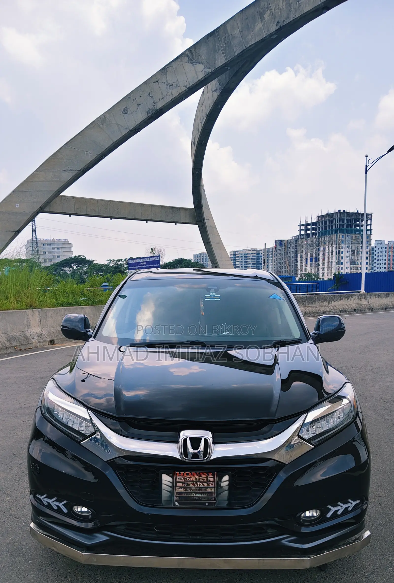 Honda Vezel 1.5 Hybrid 2WD 2014 Black