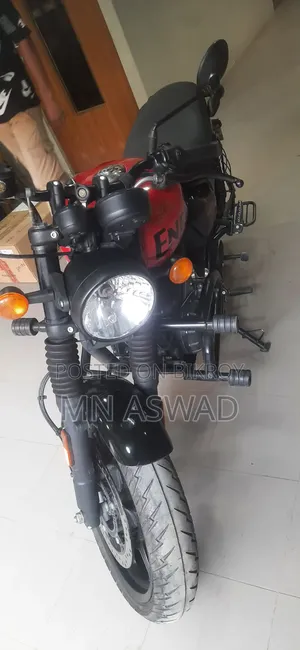 Royal Enfield Hunter 350 2025 Red