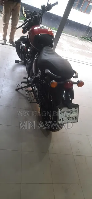 Royal Enfield Hunter 350 2025 Red