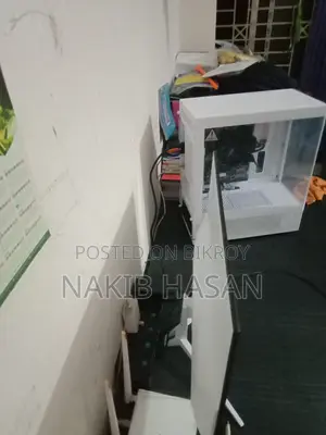 Desktop Computer Asus 16GB AMD SSD 256GB