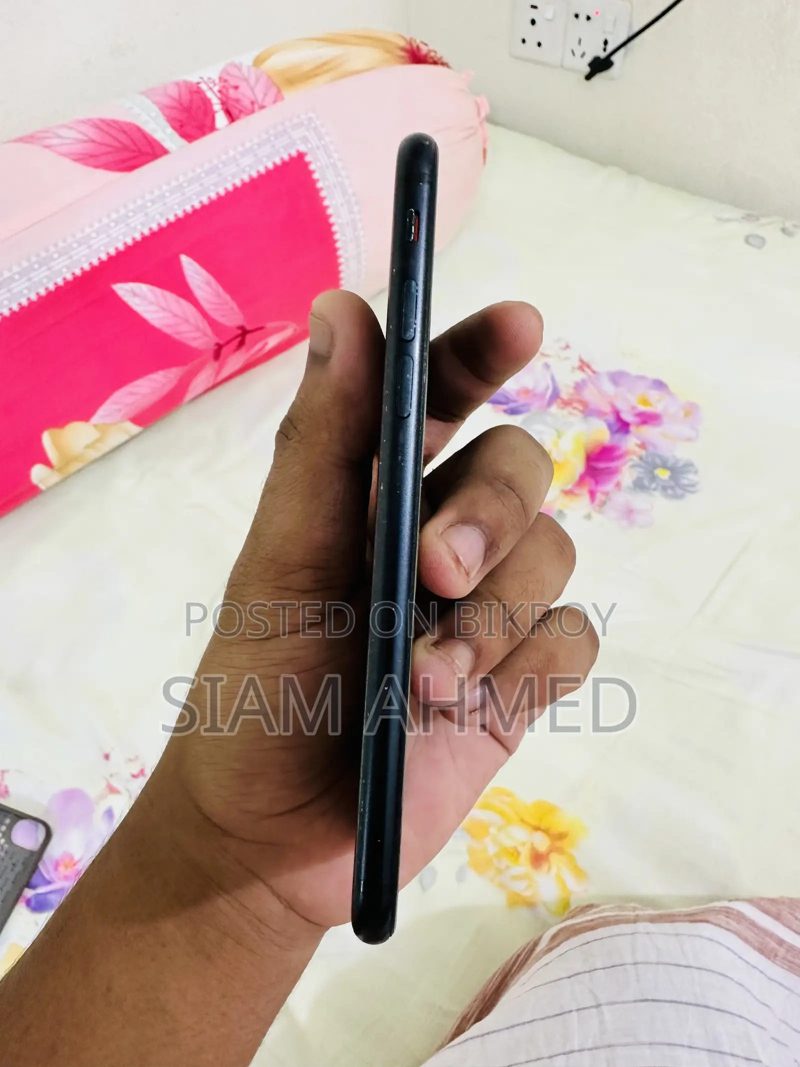 Apple iPhone SE (2020) 64 GB Black