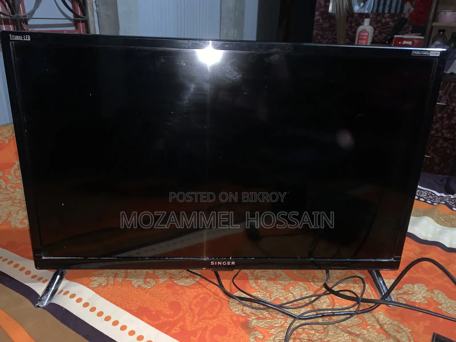 24 Inch Singer TV, Smart Box, 2 TV Speakers