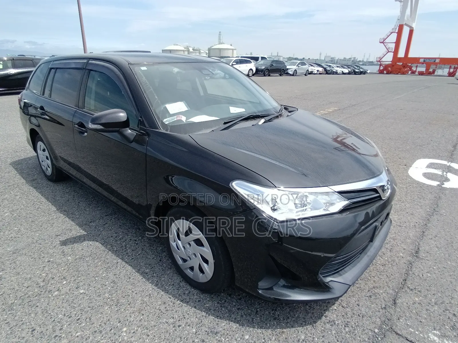 Toyota Corolla Fielder 2021 Black