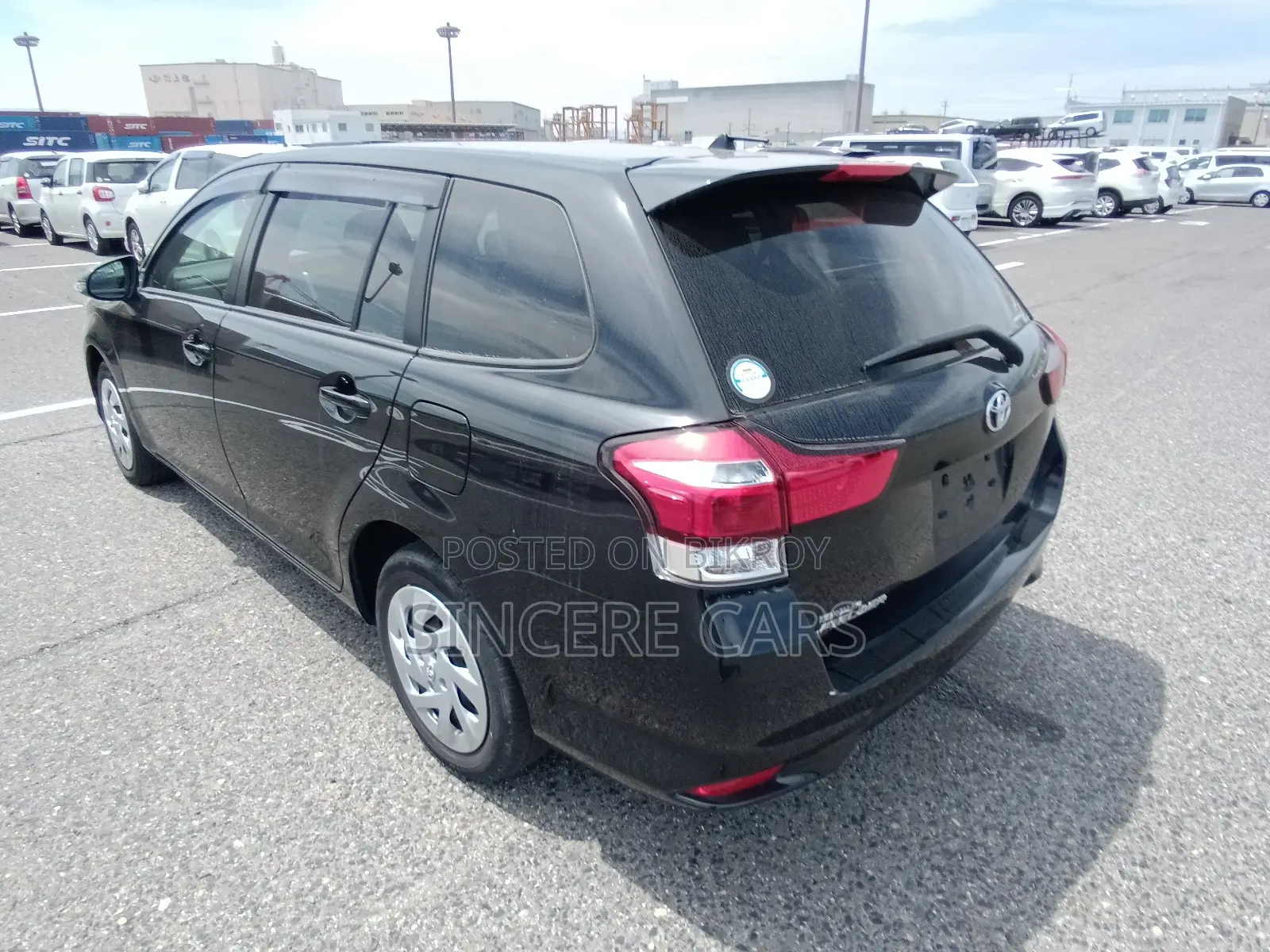 Toyota Corolla Fielder 2021 Black