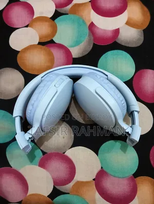 Fashion Boutique P2961 Wireless Headphone