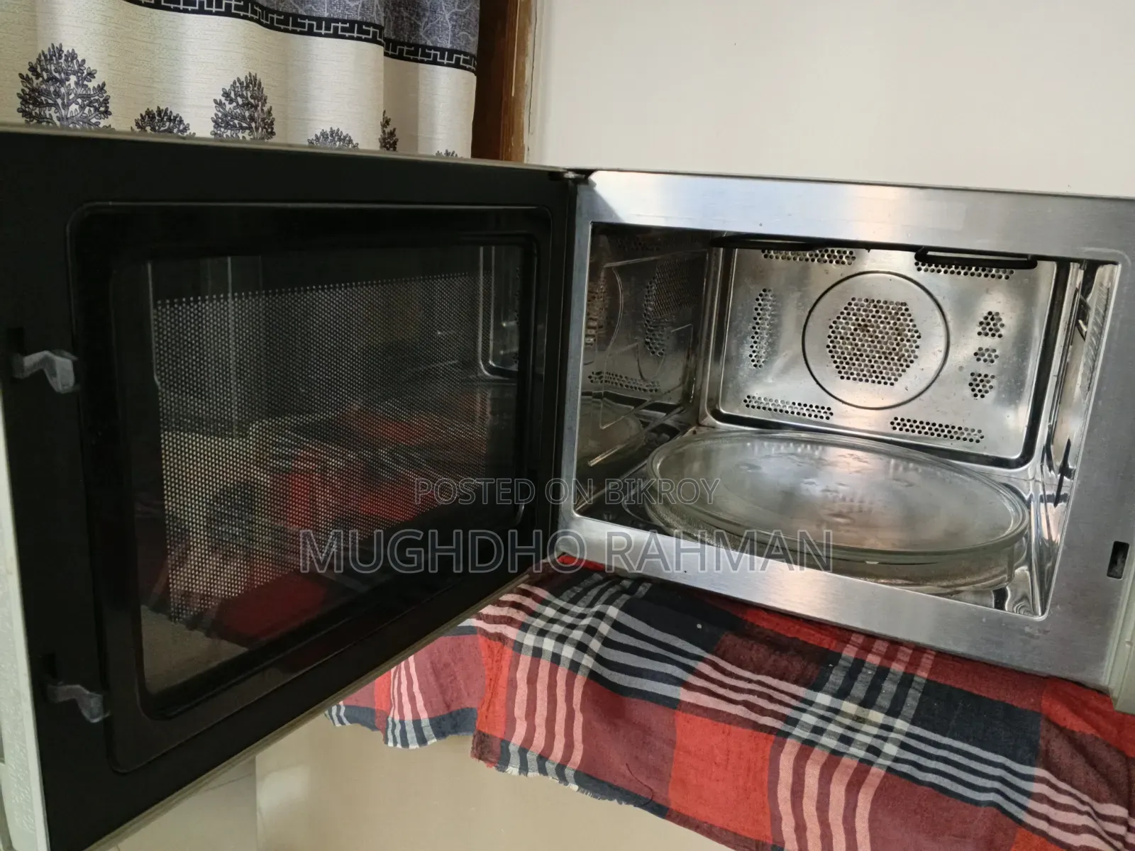 Microwave Oven