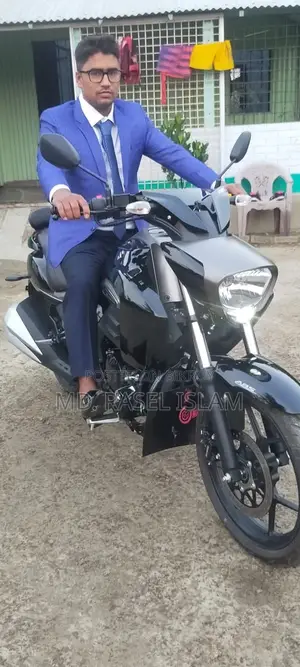 Suzuki 2020 Black